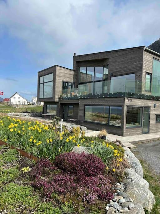 Beach Front Appartments In Design Eco-Villa Ульстейнвик Экстерьер фото