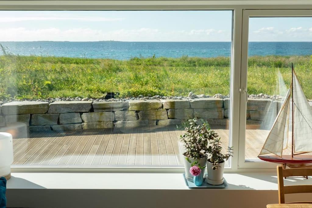 Beach Front Appartments In Design Eco-Villa Ульстейнвик Экстерьер фото